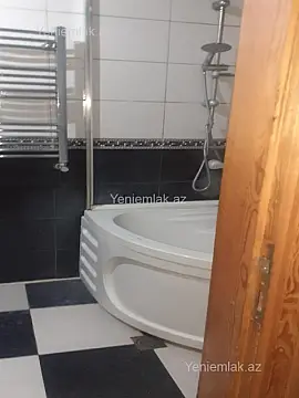 Satılır 3 otaqlı köhnə tikili 72 m²
