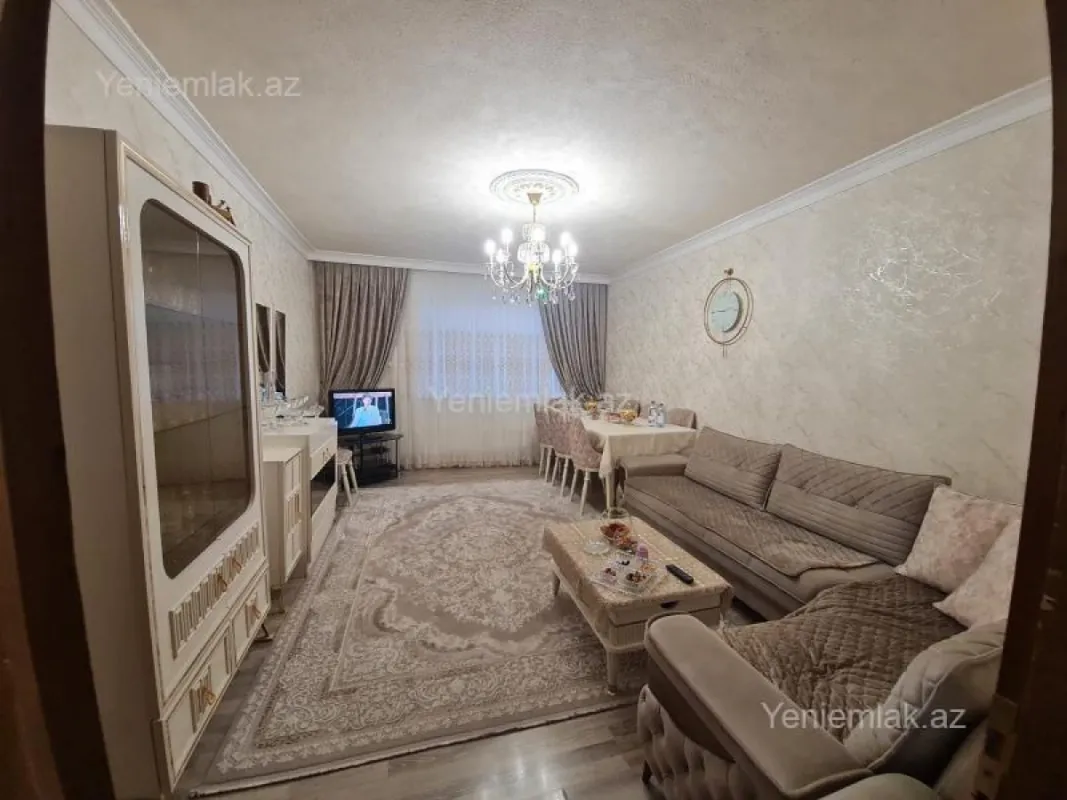 Satılır 3 otaqlı köhnə tikili 72 m²