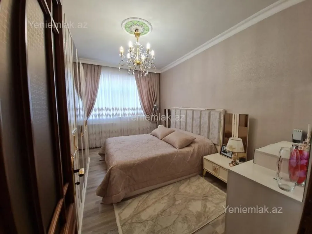 Satılır 3 otaqlı köhnə tikili 72 m²