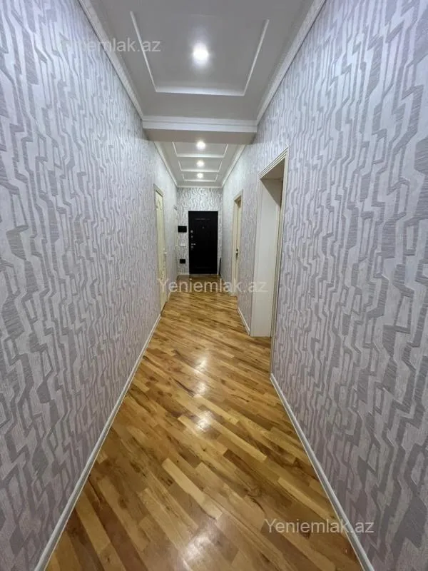 Satılır 3 otaqlı yeni tikili 90 m²