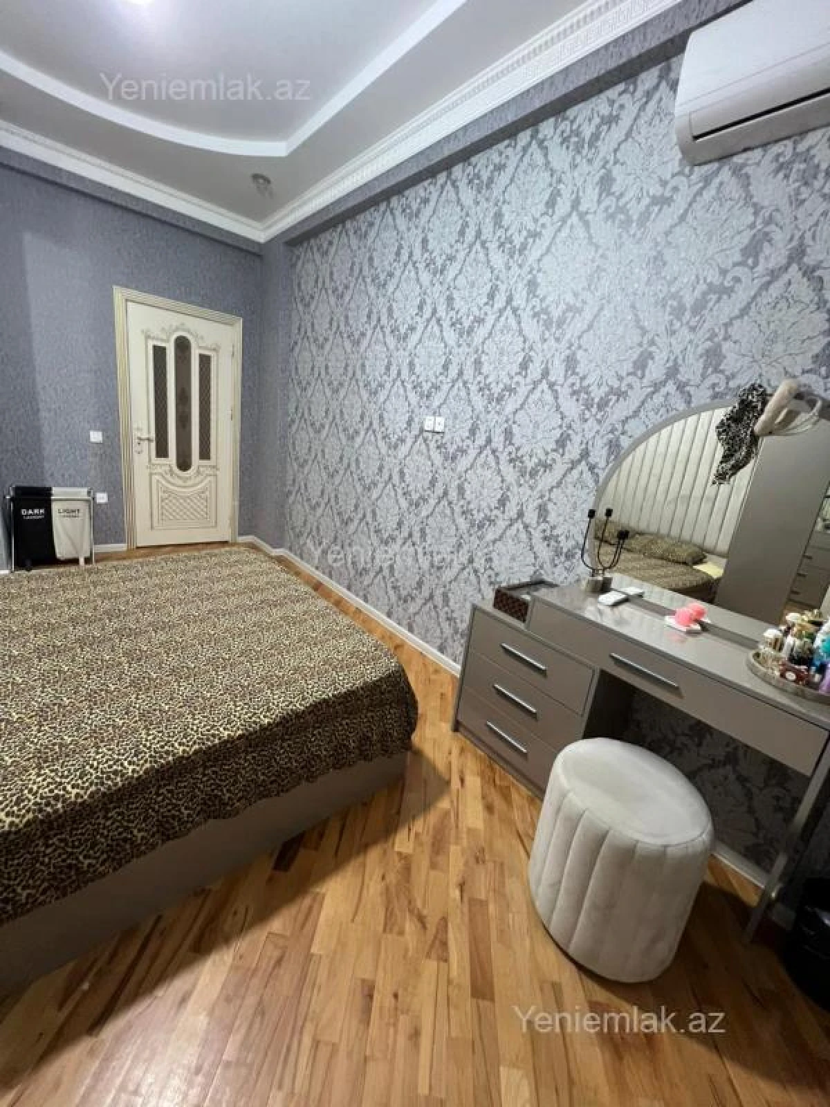 Satılır 3 otaqlı yeni tikili 90 m²