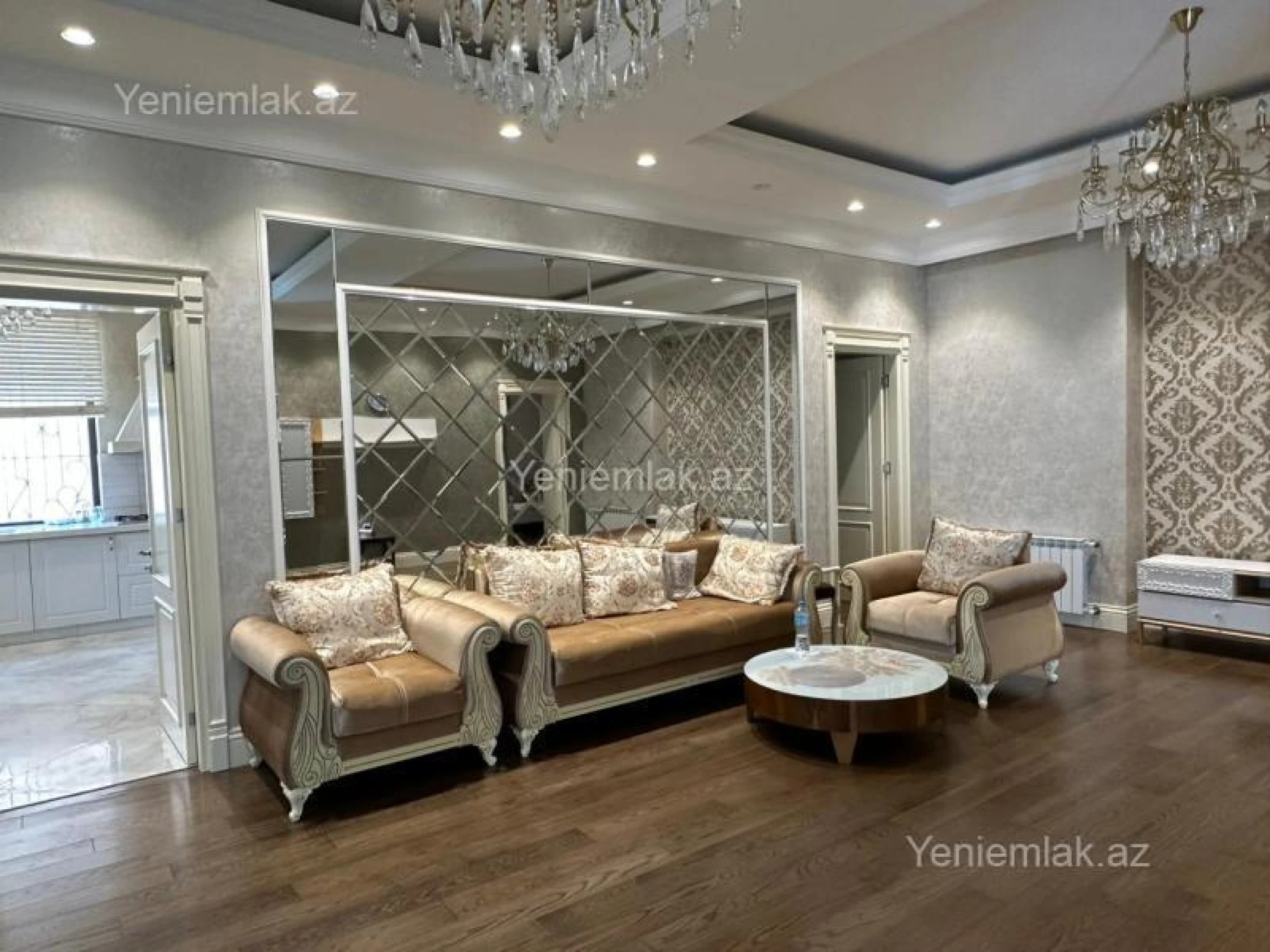 Satılır 7 otaqlı həyət evi 500 m²