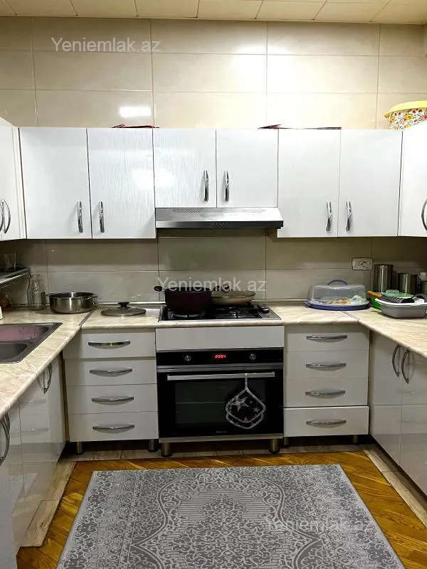Satılır 3 otaqlı yeni tikili 105 m²