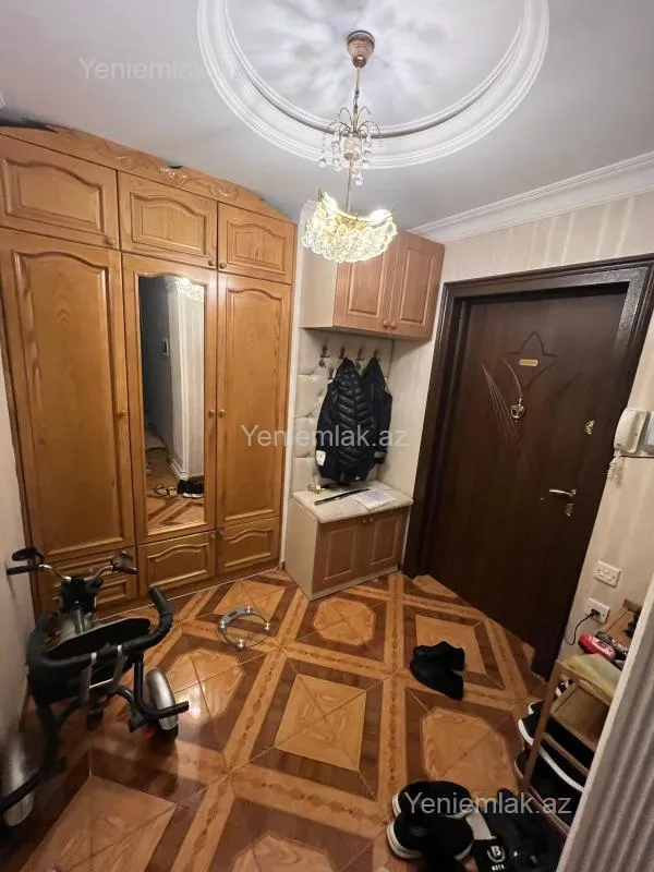 Satılır 4 otaqlı yeni tikili 153 m²