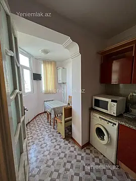 Satılır 3 otaqlı köhnə tikili 86 m²