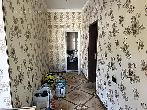 Satılır 4 otaqlı həyət evi 180 m²