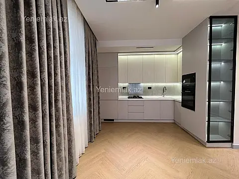 Satılır 3 otaqlı yeni tikili 120 m²