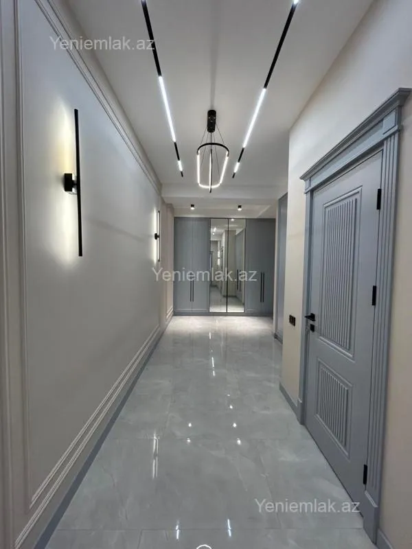 Satılır 3 otaqlı yeni tikili 120 m²
