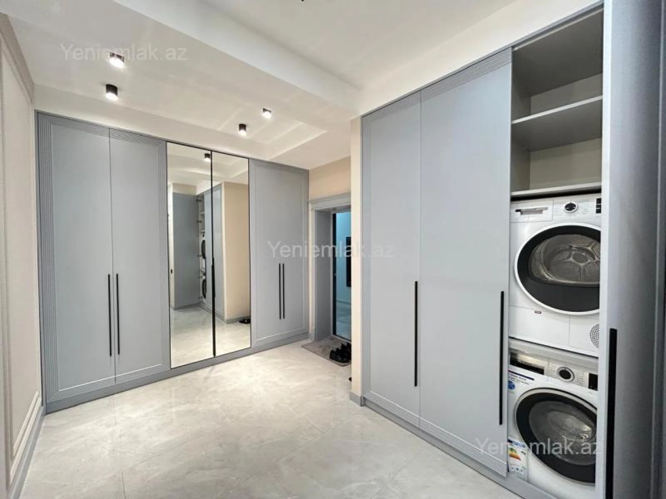 Satılır 3 otaqlı yeni tikili 120 m²