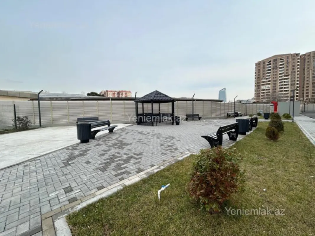 Satılır 3 otaqlı yeni tikili 120 m²
