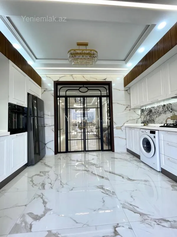 Satılır 3 otaqlı yeni tikili 111 m²