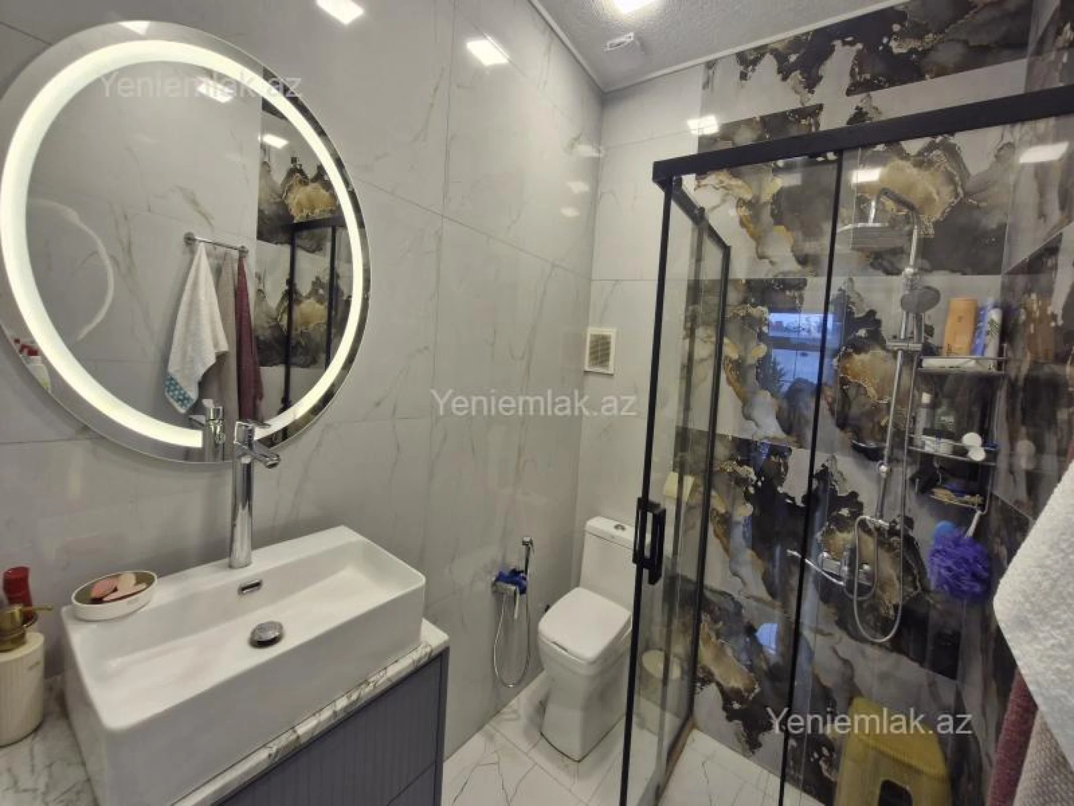 Satılır 5 otaqlı həyət evi 150 m²