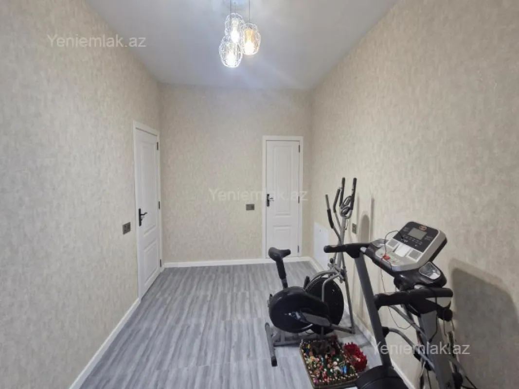 Satılır 5 otaqlı həyət evi 150 m²