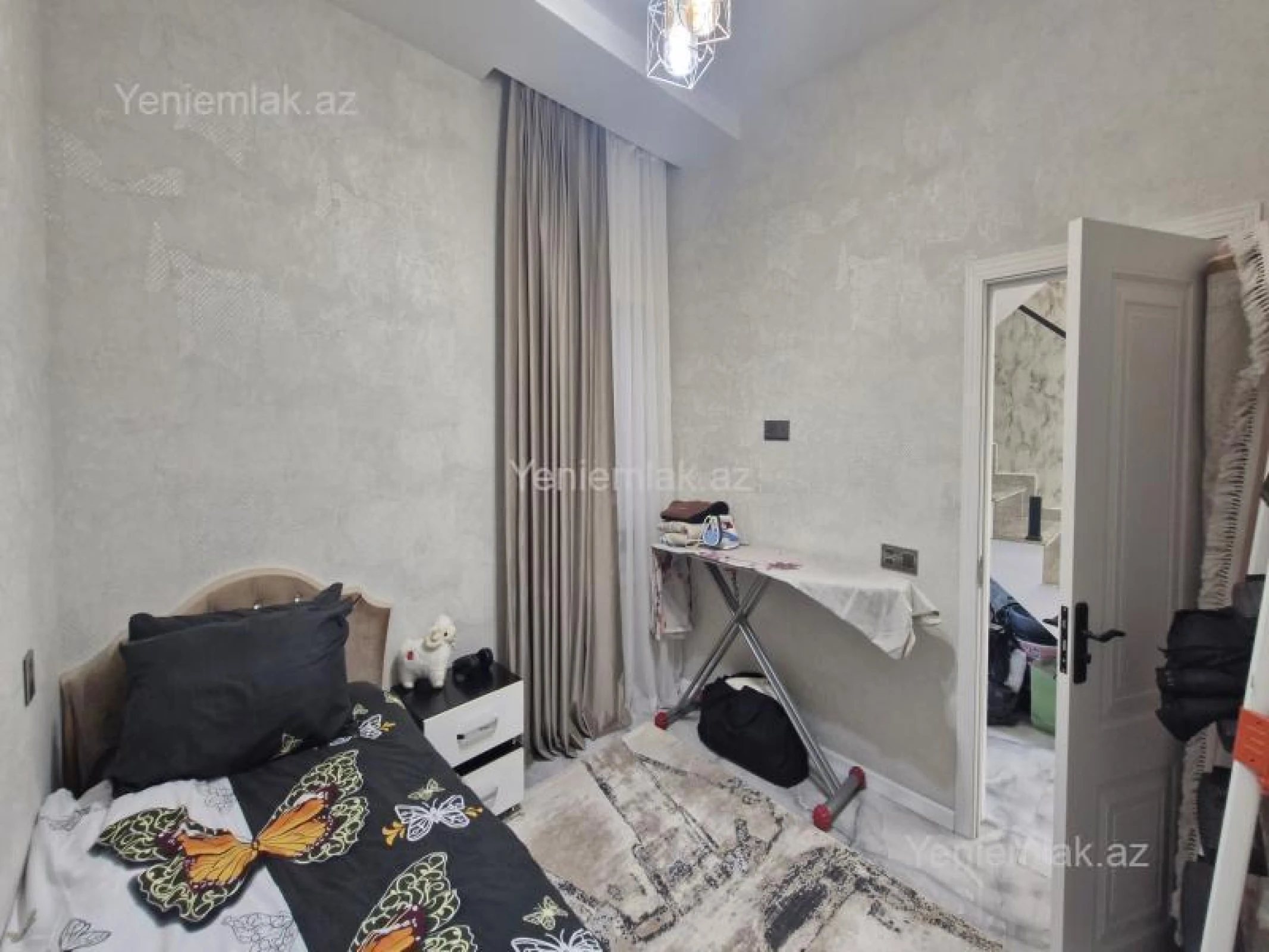 Satılır 5 otaqlı həyət evi 150 m²