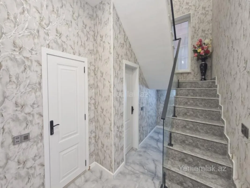 Satılır 5 otaqlı həyət evi 150 m²