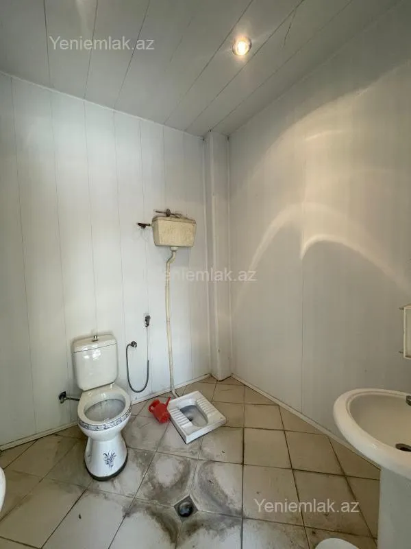 Satılır 6 otaqlı həyət evi 750 m²