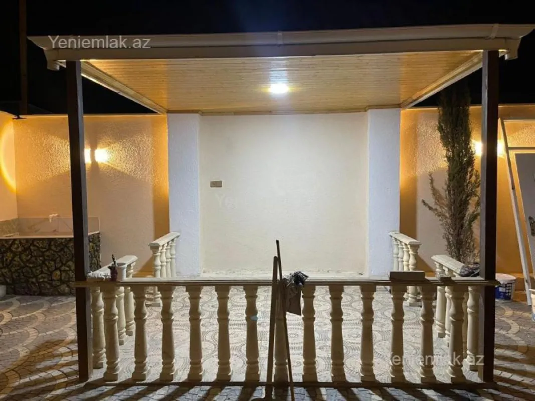 Satılır 6 otaqlı həyət evi 230 m²