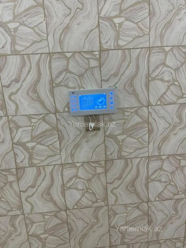 Satılır 6 otaqlı həyət evi 230 m²