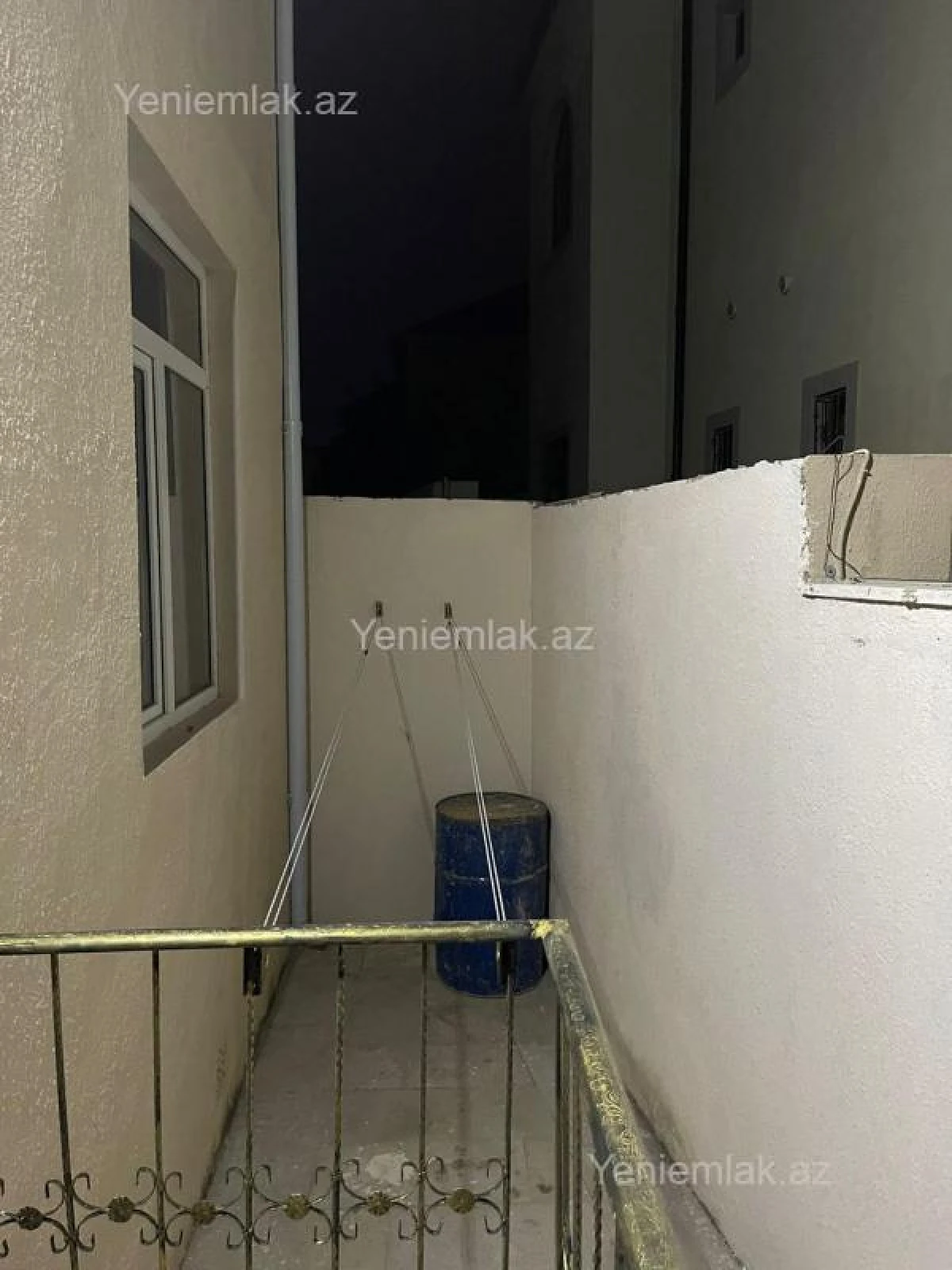 Satılır 6 otaqlı həyət evi 230 m²