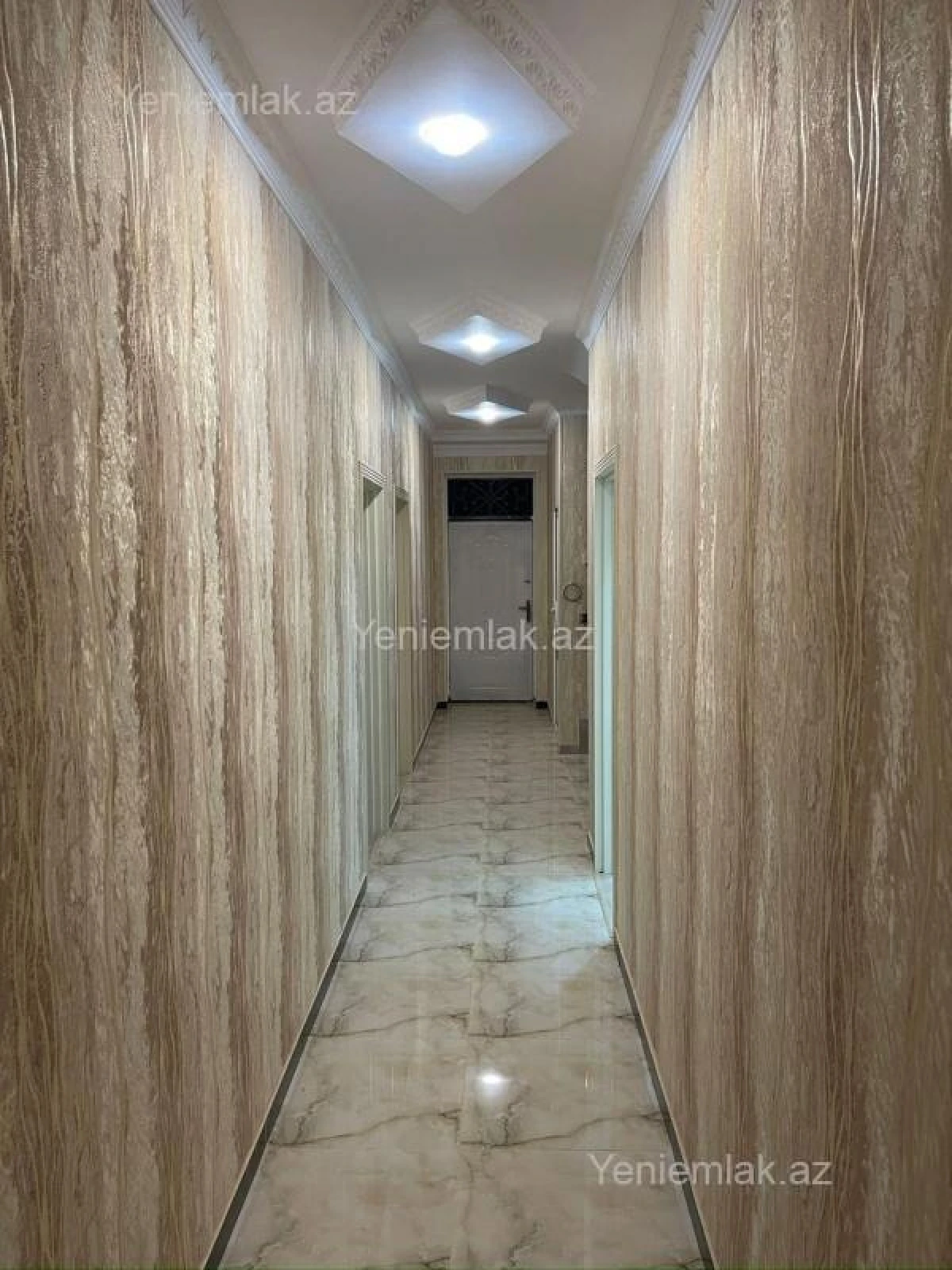 Satılır 6 otaqlı həyət evi 230 m²