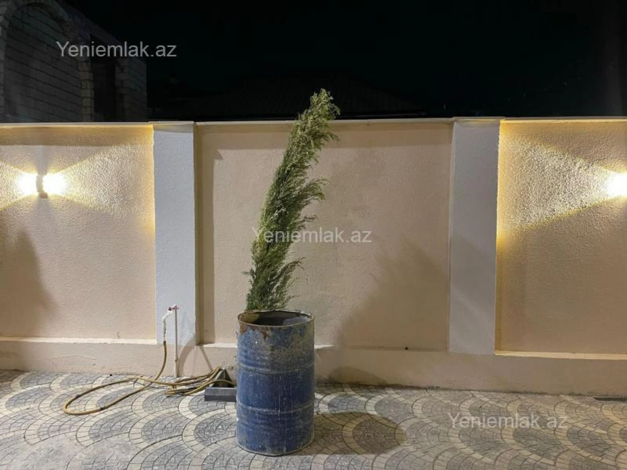 Satılır 6 otaqlı həyət evi 230 m²