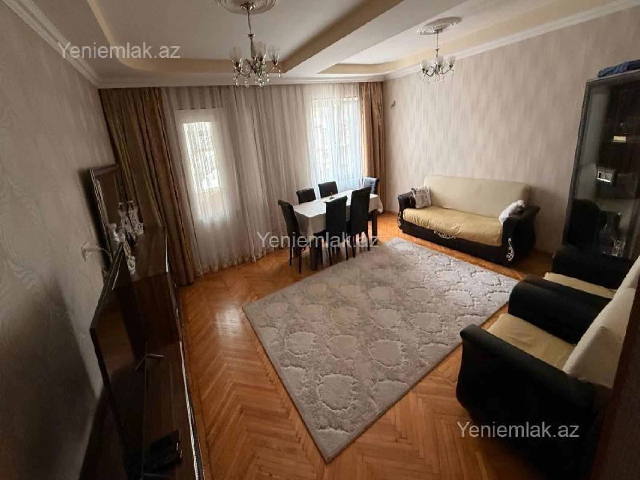 Satılır 4 otaqlı köhnə tikili 90 m²