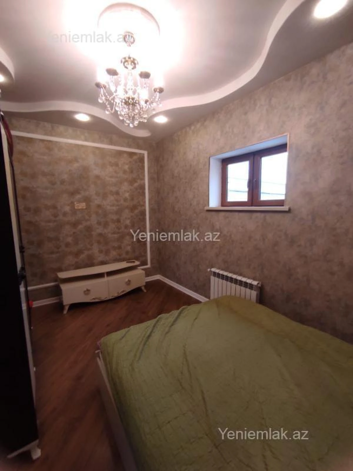 Satılır 6 otaqlı həyət evi 270 m²