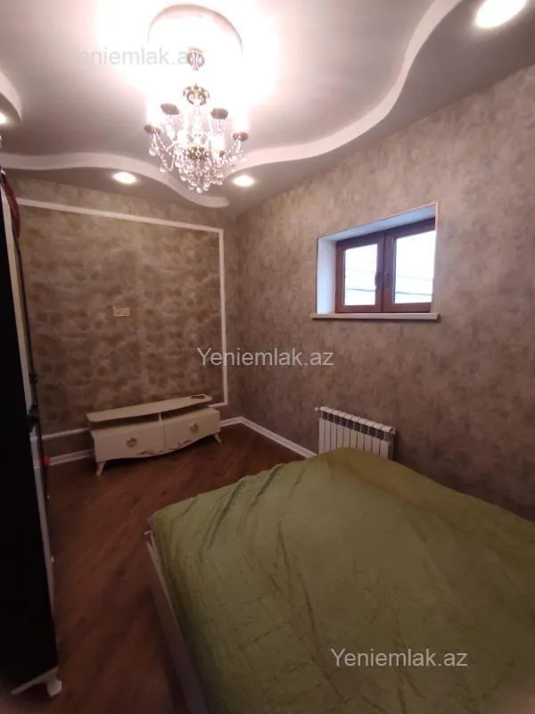 Satılır 6 otaqlı həyət evi 270 m²