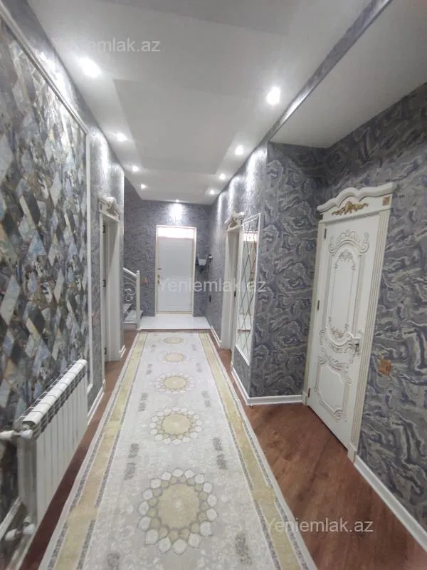 Satılır 6 otaqlı həyət evi 270 m²
