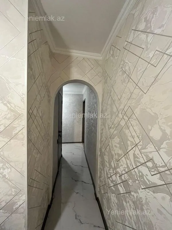 Satılır 2 otaqlı köhnə tikili 60 m²