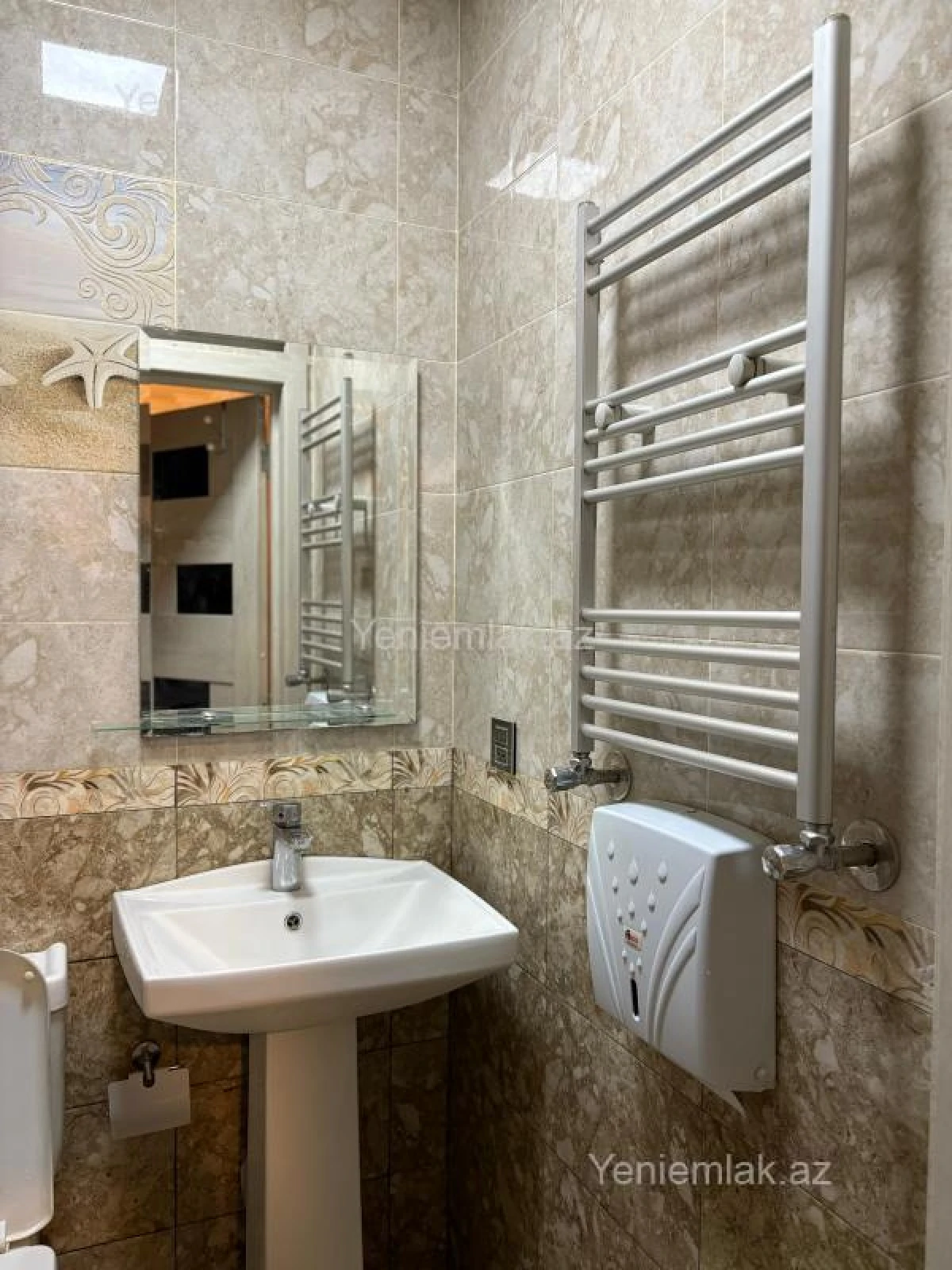 Satılır 2 otaqlı yeni tikili 90 m²