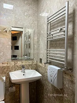 Satılır 2 otaqlı yeni tikili 90 m²