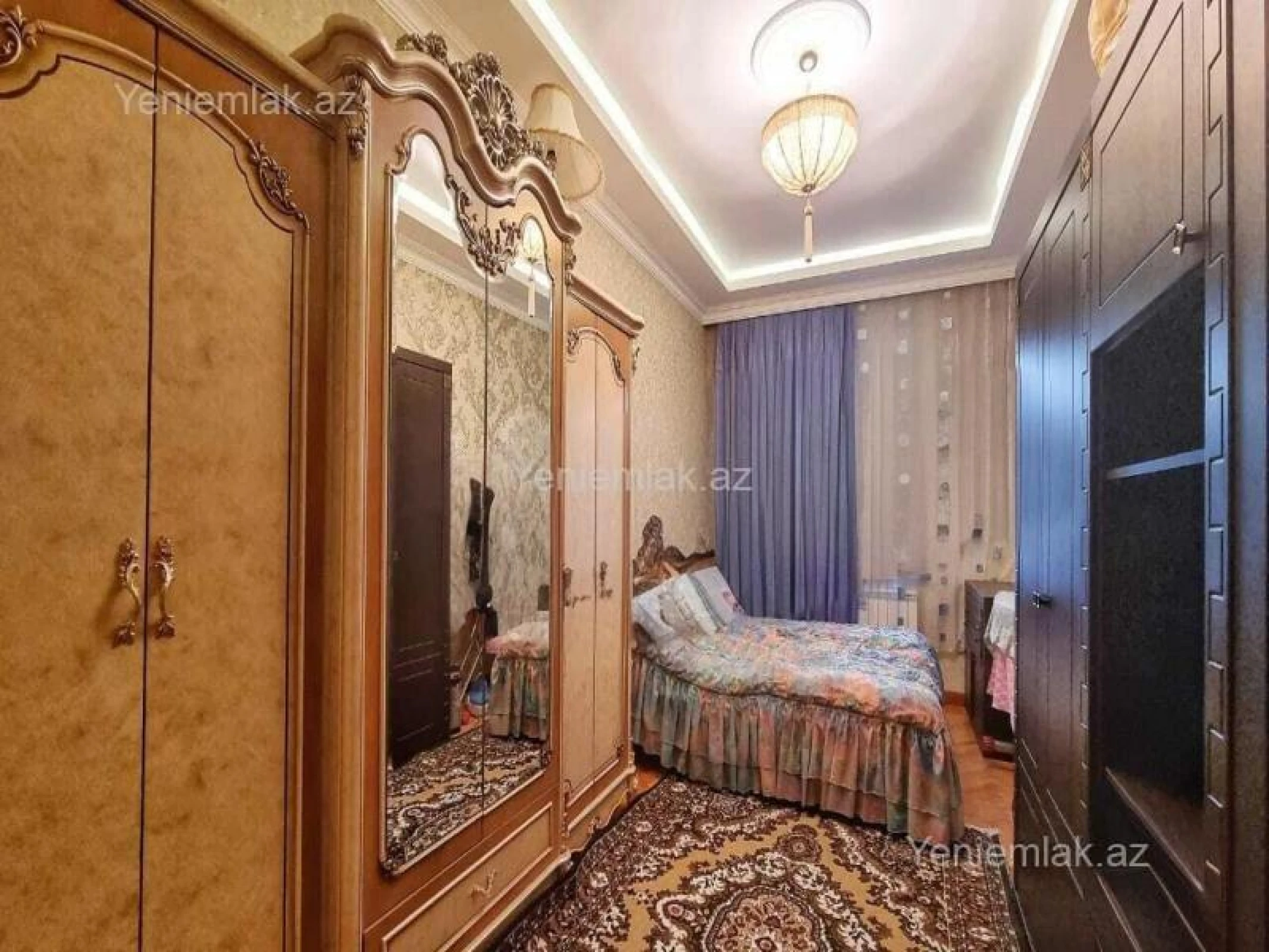 Satılır 7 otaqlı həyət evi 480 m²