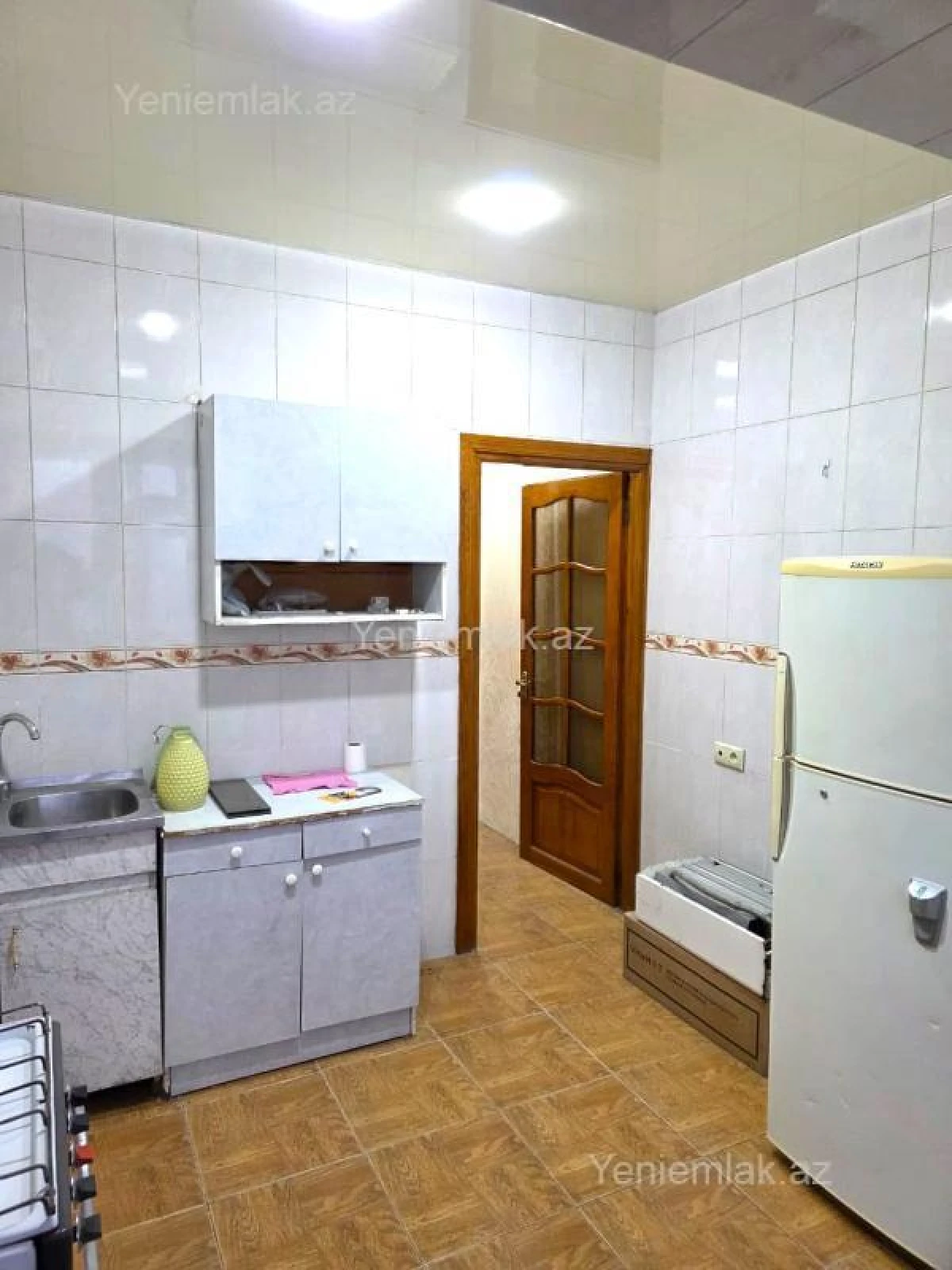 Satılır 2 otaqlı köhnə tikili 65 m²