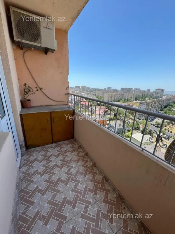 Satılır 3 otaqlı yeni tikili 130 m²
