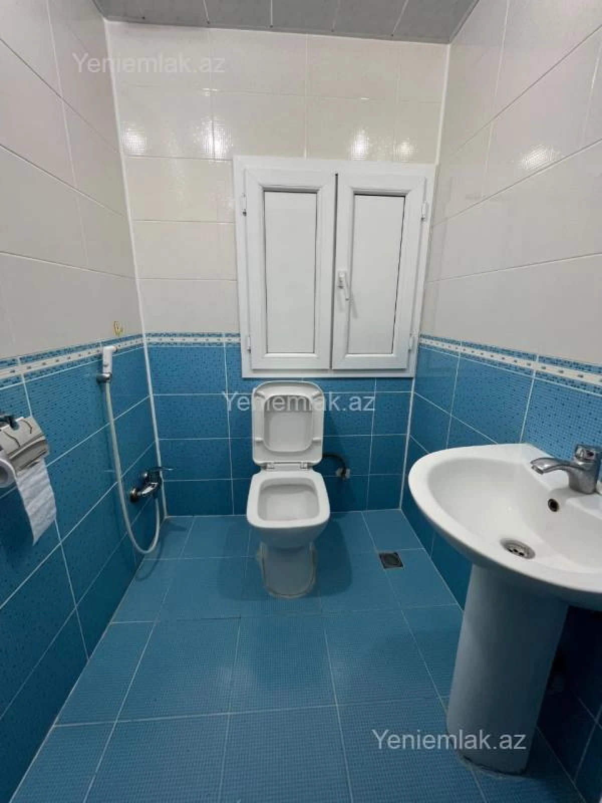 Satılır 3 otaqlı yeni tikili 130 m²