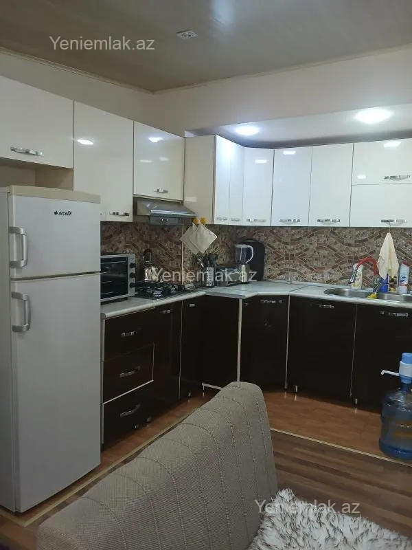 Satılır 3 otaqlı yeni tikili 130 m²