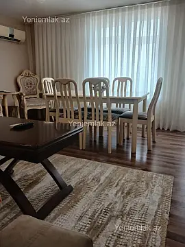 Satılır 3 otaqlı yeni tikili 130 m²