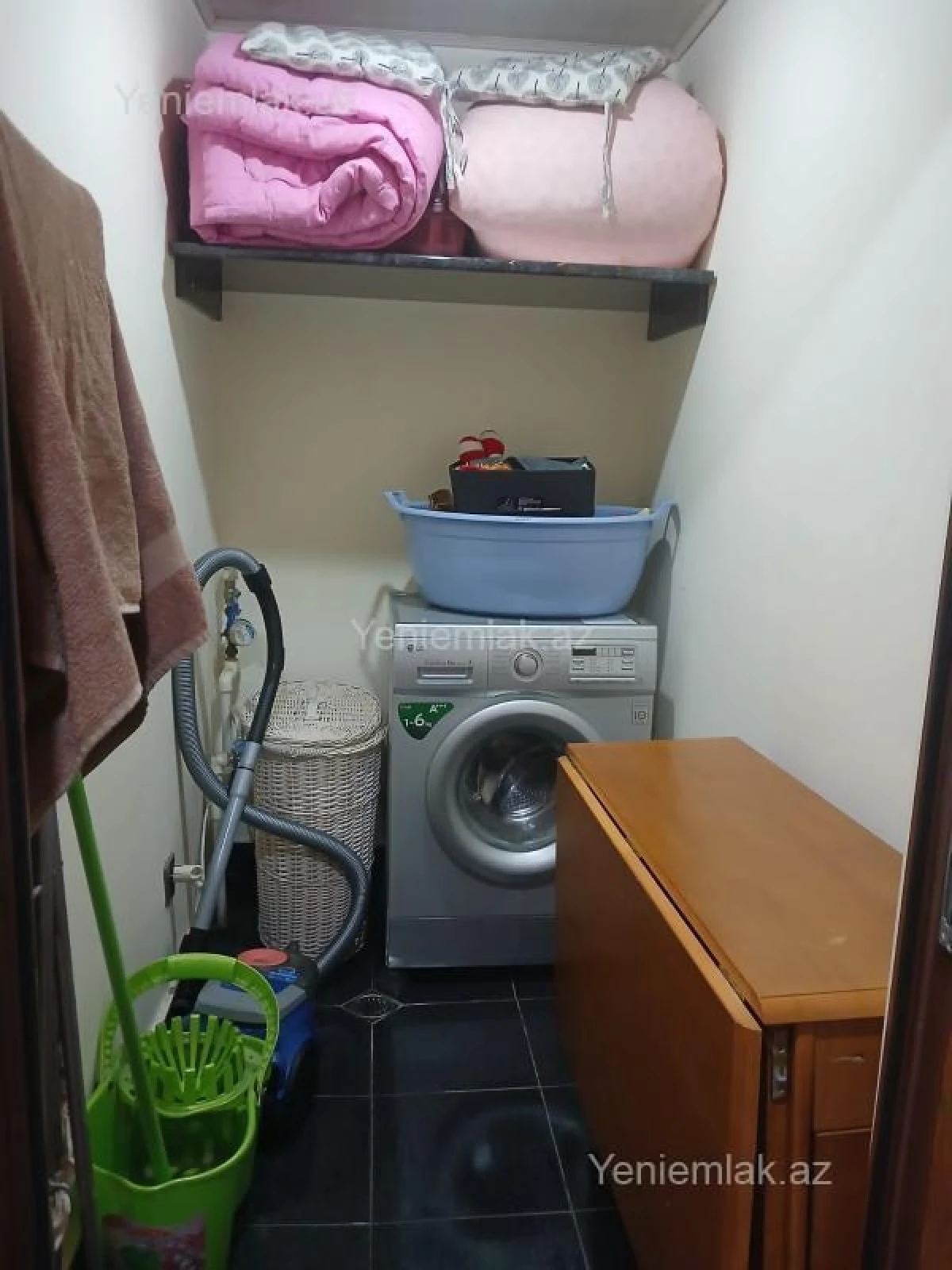 Satılır 3 otaqlı yeni tikili 130 m²