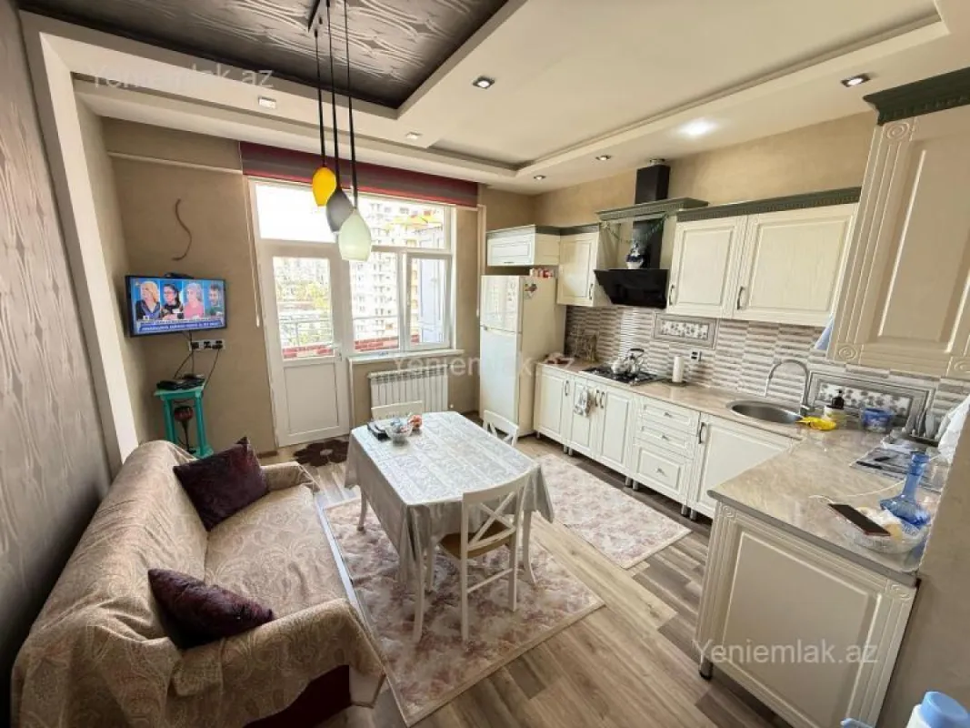 Satılır 2 otaqlı yeni tikili 86 m²