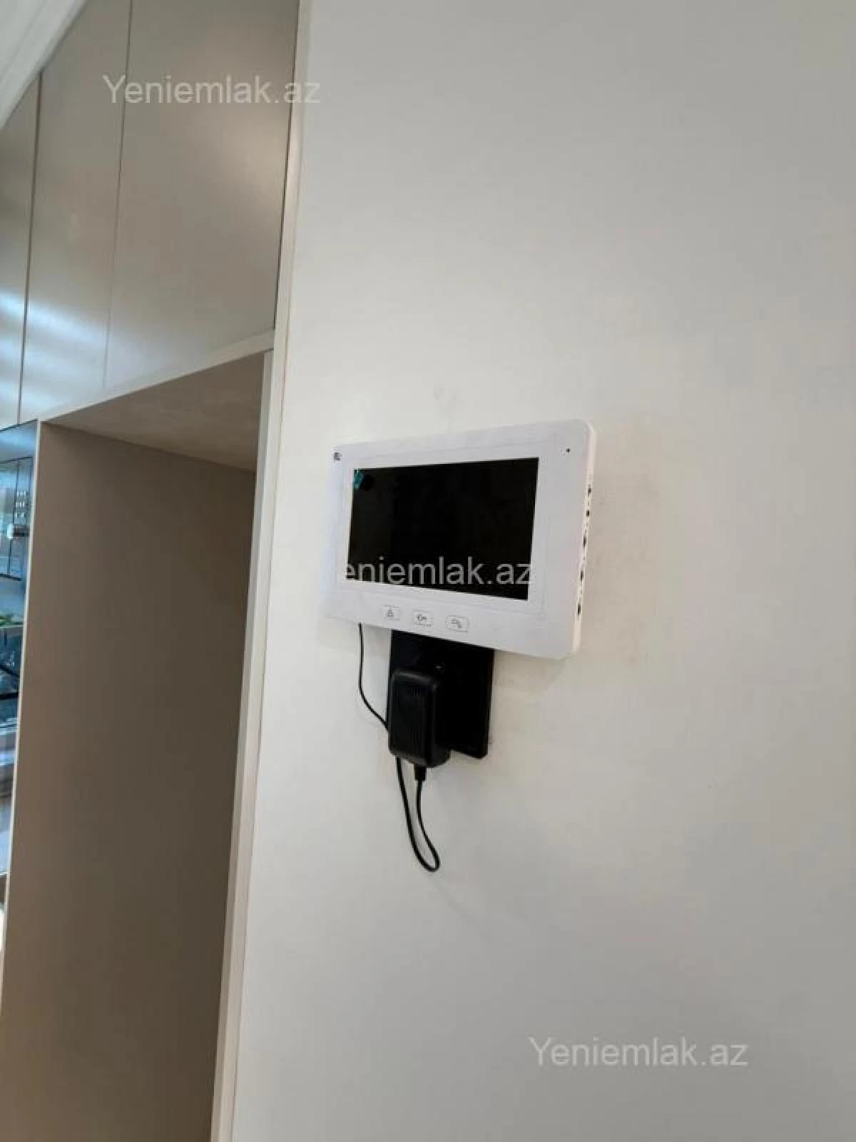 Satılır 2 otaqlı köhnə tikili 50 m²