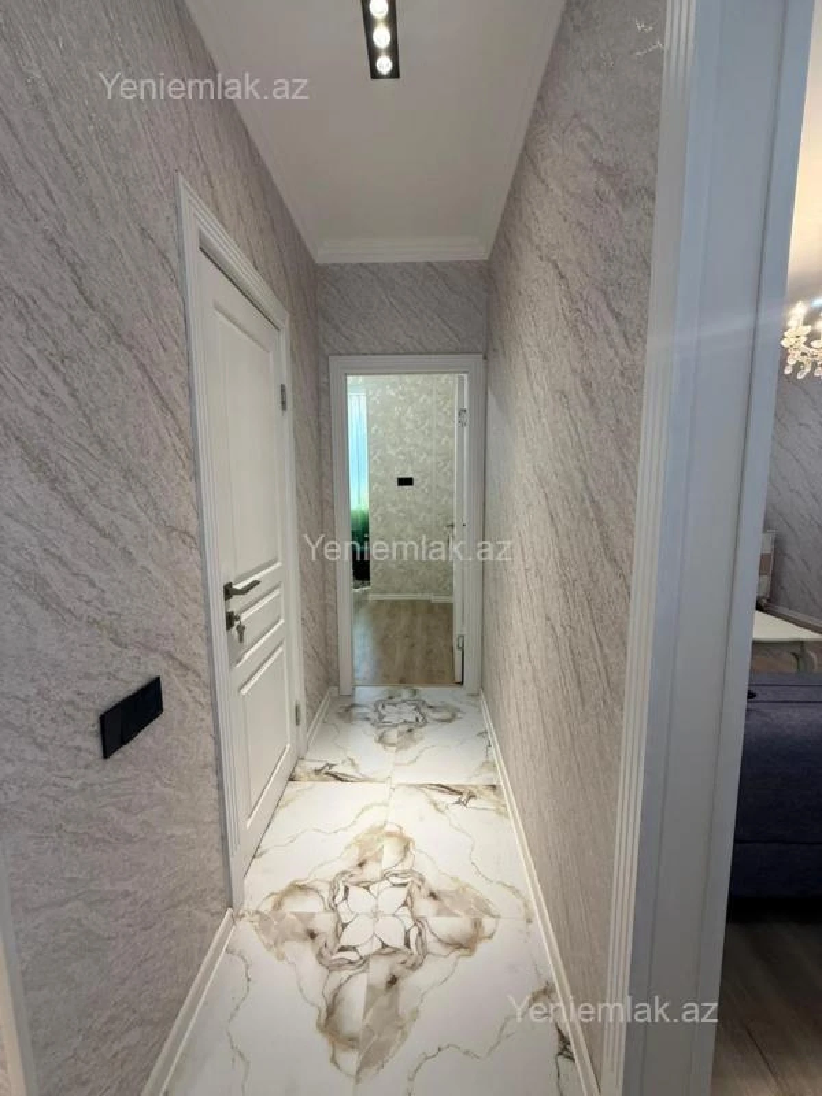 Satılır 2 otaqlı köhnə tikili 50 m²