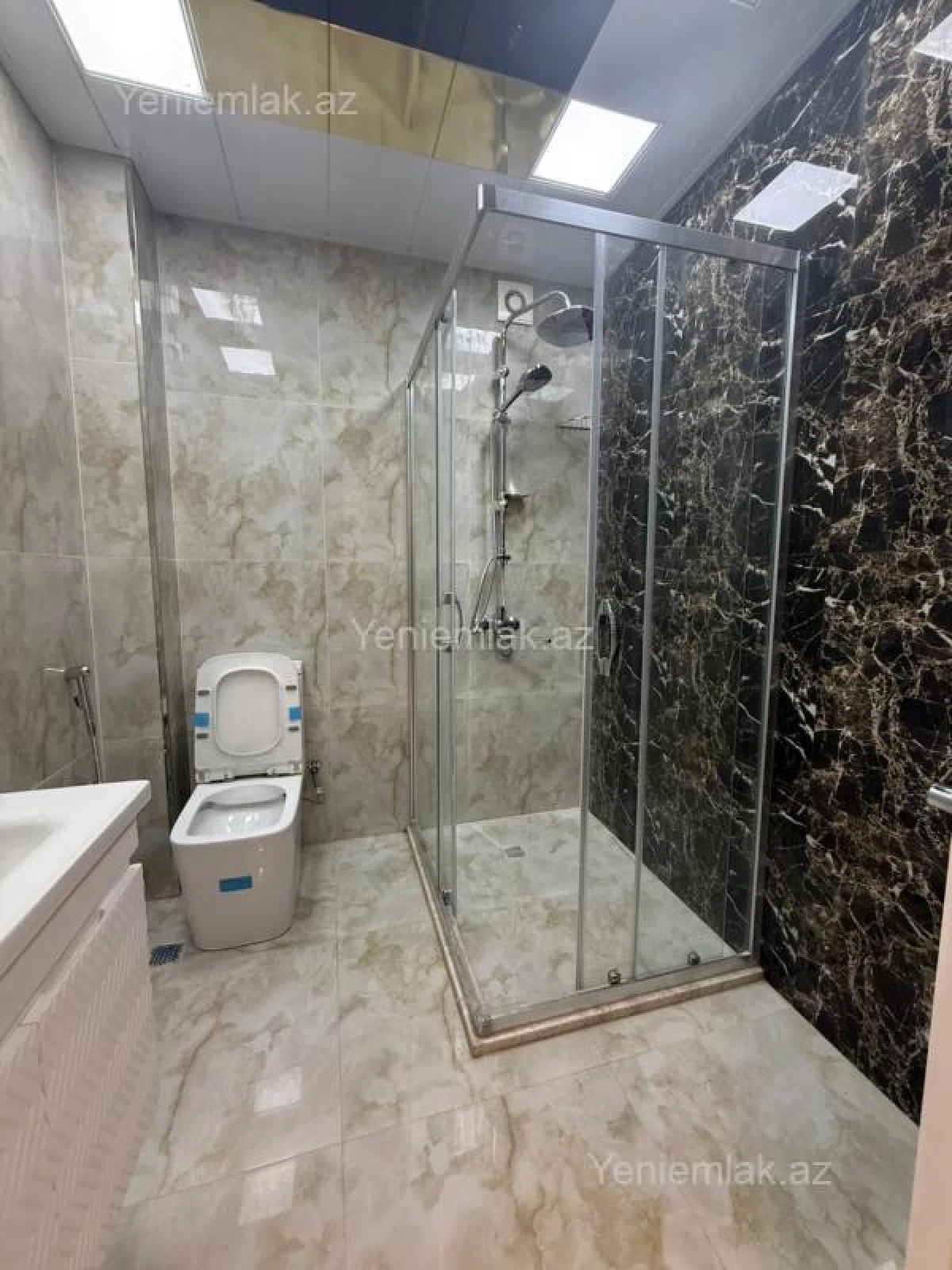 Satılır 2 otaqlı köhnə tikili 50 m²