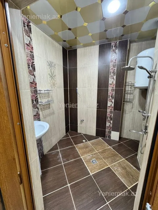 Satılır 2 otaqlı yeni tikili 85 m²