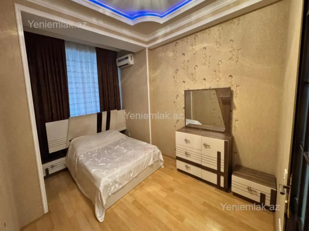 Satılır 2 otaqlı yeni tikili 85 m²