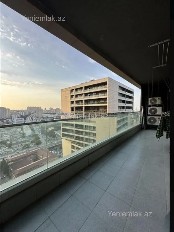 Satılır 3 otaqlı yeni tikili 148 m²
