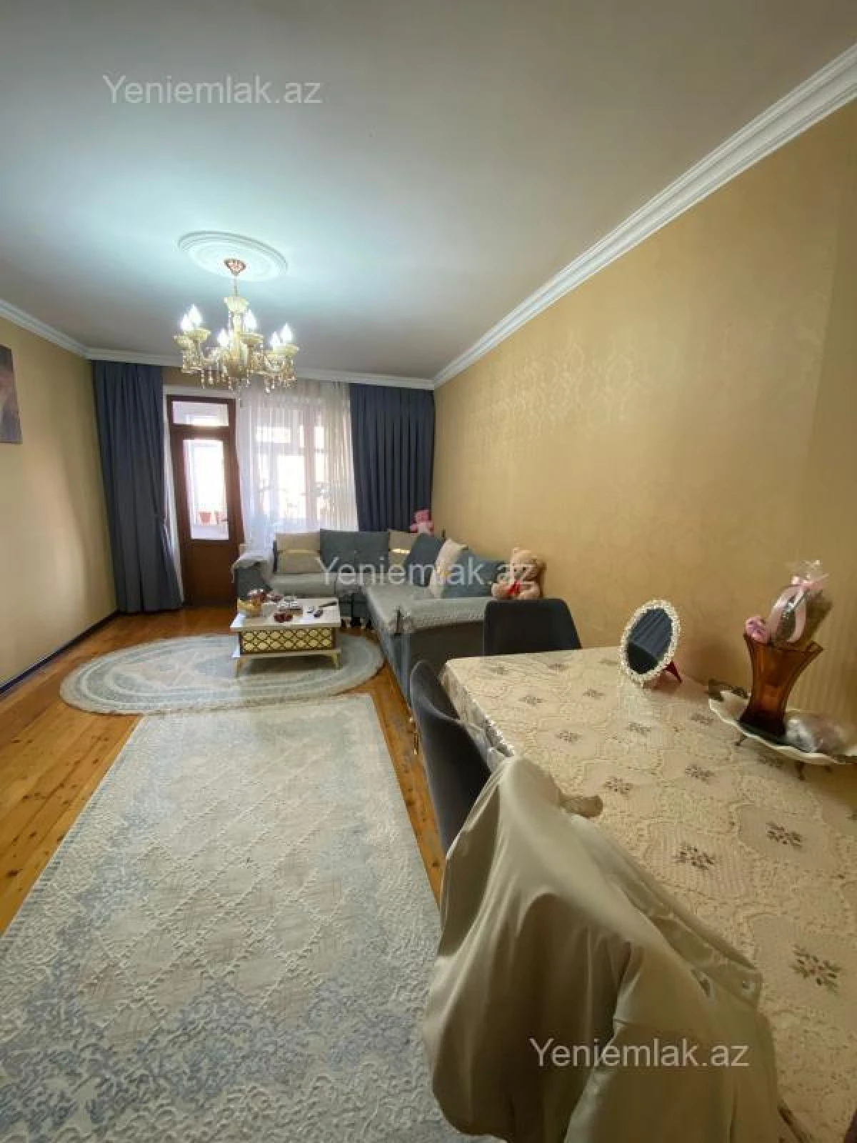 Satılır 4 otaqlı köhnə tikili 92 m²