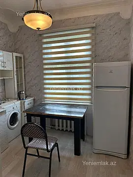 Satılır 2 otaqlı köhnə tikili 62 m²