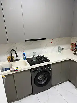 Satılır 2 otaqlı yeni tikili 60 m²