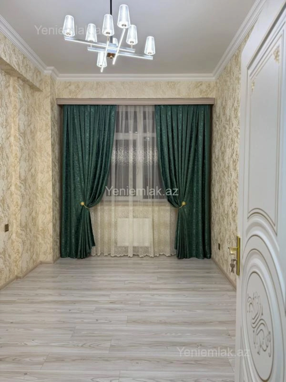 Satılır 3 otaqlı yeni tikili 90 m²